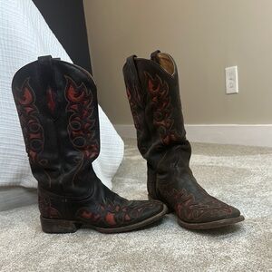 Black and Red Resistol Western Cowboy Boots